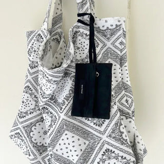 Merry Shop Pouch Wallet Suede Zipper Mini Strap