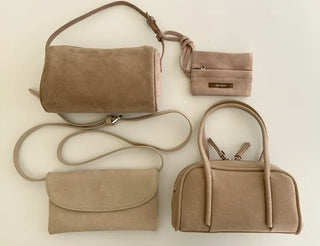 Merry Shop Pouch Wallet Suede Zipper Mini Strap