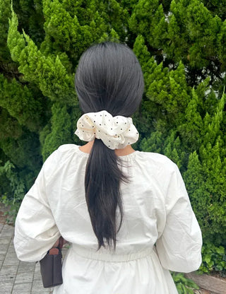 Merry Shop Scrunchie Satin Dot Oversized Band