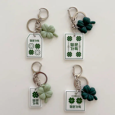 Merry Shop Lucky Keyholder Four-Leaf Clover Acrylic Keyring