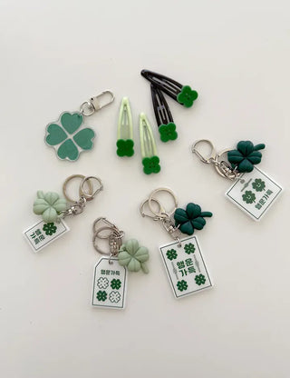 Merry Shop Lucky Keyholder Four-Leaf Clover Acrylic Keyring