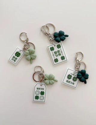 Merry Shop Lucky Keyholder Four-Leaf Clover Acrylic Keyring