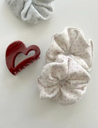 Mary Shop Hairpin Modern Heart Half-Up Mini Claw Clip