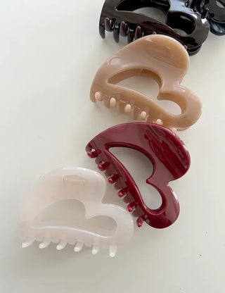 Mary Shop Hairpin Modern Heart Half-Up Mini Claw Clip