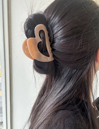 Mary Shop Hairpin Modern Heart Half-Up Mini Claw Clip