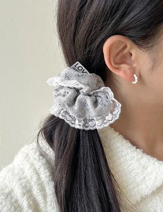 Merry Shop hair tie, teddy bear lace scrunchie
