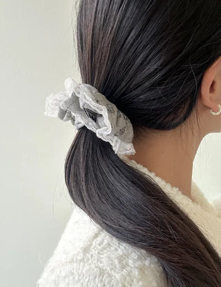 Merry Shop hair tie, teddy bear lace scrunchie
