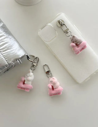 Four-leaf clover cat scooter doll mini bag keyring keyholder