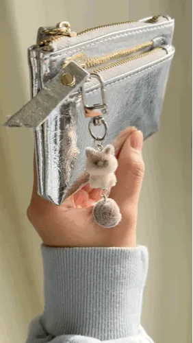 Four-leaf clover cat scooter doll mini bag keyring keyholder