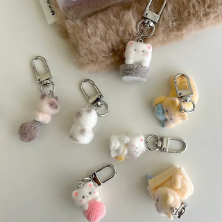 Four-leaf clover cat scooter doll mini bag keyring keyholder