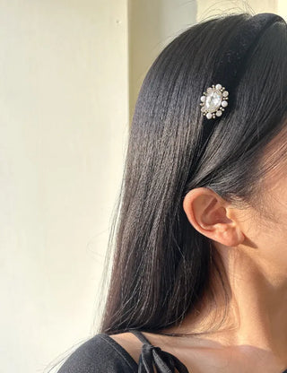 Piece Pendant Cubic Pearl Velvet Slim Headband