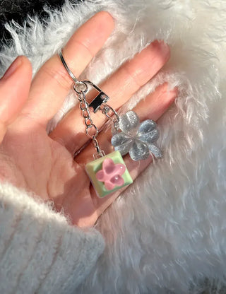 Keycap Keyring LED Heart Ribbon Flower Keyboard Keyholder
