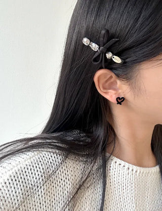 Silver Needle Velvet Drawing Heart Mini Earrings