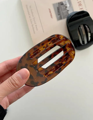 Round hair clip, acrylic hair clip, updo leopard print hair clip