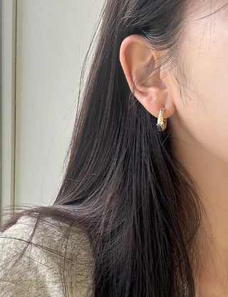 Vintage hoop earrings, bold one-touch earrings, basic mini