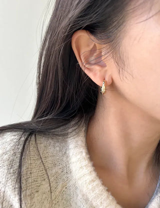 Vintage hoop earrings, bold one-touch earrings, basic mini