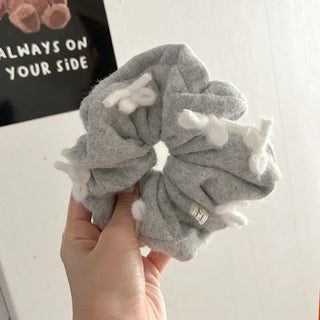 White yarn ribbon big knit scrunchie hair tie