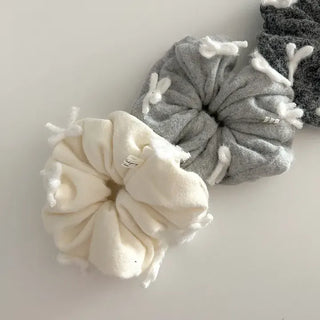 White yarn ribbon big knit scrunchie hair tie