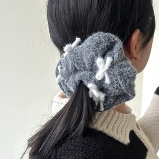 White yarn ribbon big knit scrunchie hair tie