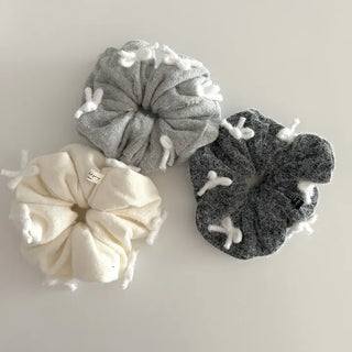 White yarn ribbon big knit scrunchie hair tie