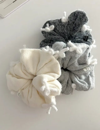 White yarn ribbon big knit scrunchie hair tie