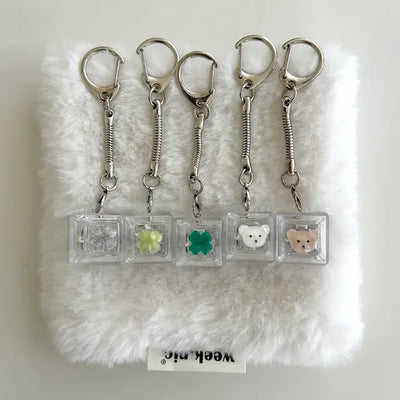 Cute parts keycap keyring teddy bear four-leaf clover keyholder keyboard