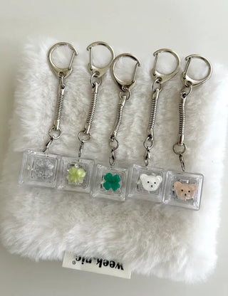 Cute parts keycap keyring teddy bear four-leaf clover keyholder keyboard