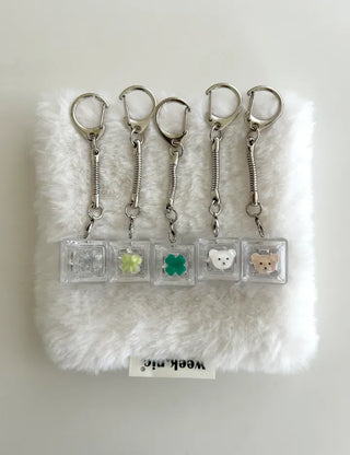 Cute parts keycap keyring teddy bear four-leaf clover keyholder keyboard