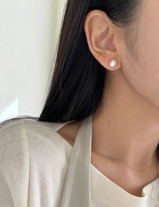 Pair Set Flower Earrings Bell Pearl Titanium Mini