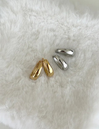 Bold One-Touch A-Line Hoop Earrings Basic 11% Off