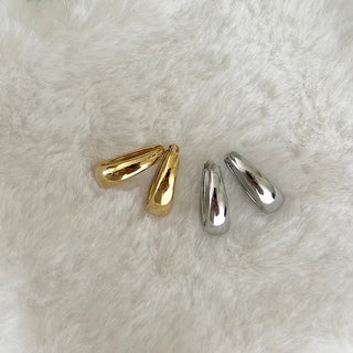 Bold One-Touch A-Line Hoop Earrings Basic 11% Off