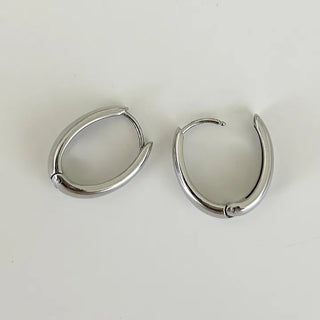 Bold One-Touch A-Line Hoop Earrings Basic 11% Off