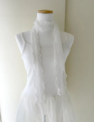 Lace Scarf Dot Frill Mini Muffler for Women