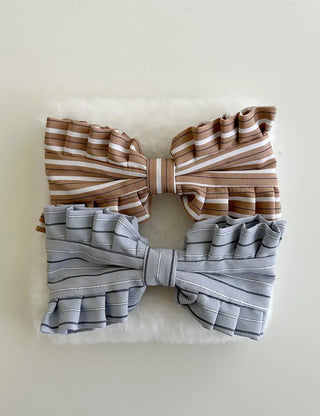 New spring ribbon hair clip, striped frill half-up hairstyle