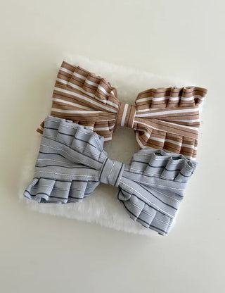 New spring ribbon hair clip, striped frill half-up hairstyle