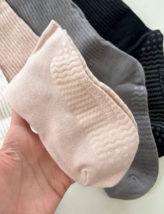 Non-slip knee socks, Pilates and yoga socks, non-slip ribbed