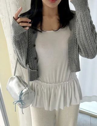 Side-slit frill layered long inner strap tank top