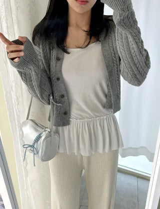Side-slit frill layered long inner strap tank top