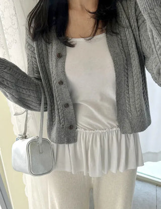 Side-slit frill layered long inner strap tank top