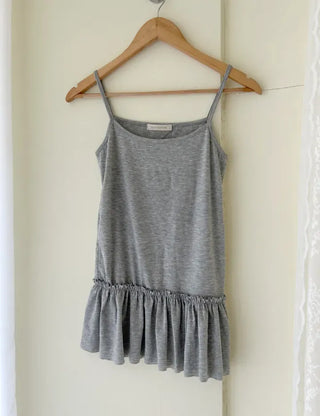 Side-slit frill layered long inner strap tank top