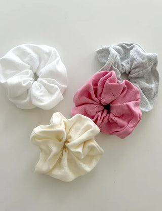 Punching ribbon scrunchie hair tie knit pastel spring