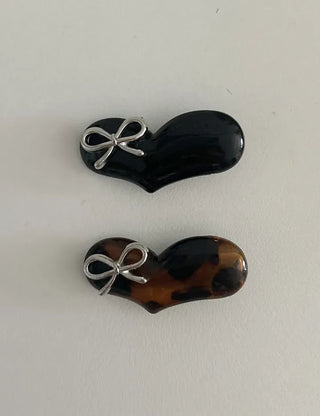 Silver Ribbon Formica Heart Mini Claw Hairpin