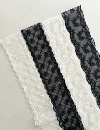 Romantic Petite Scarf Lace Tie Mini Muffler