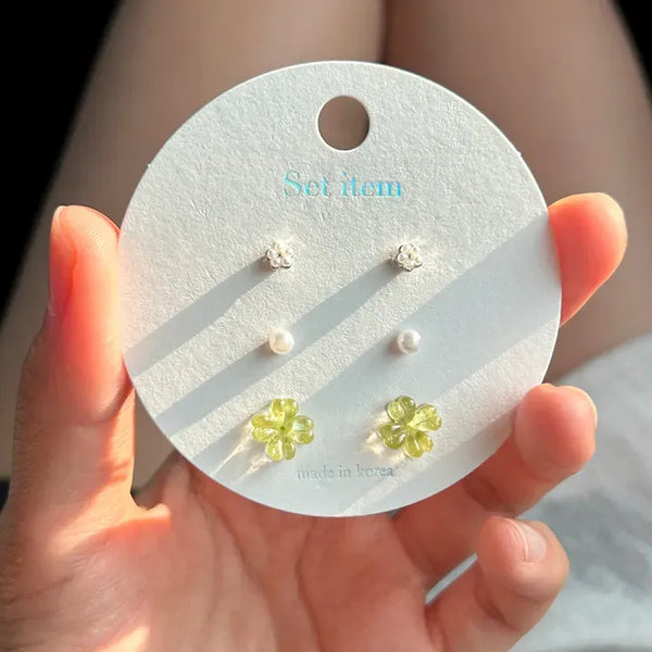 Piece Set Four-Leaf Clover Mini Earrings Pearl Earrings