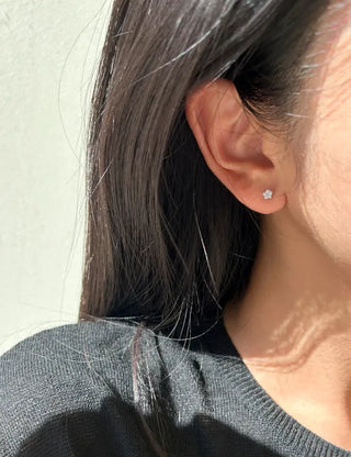 Piece Set Four-Leaf Clover Mini Earrings Pearl Earrings