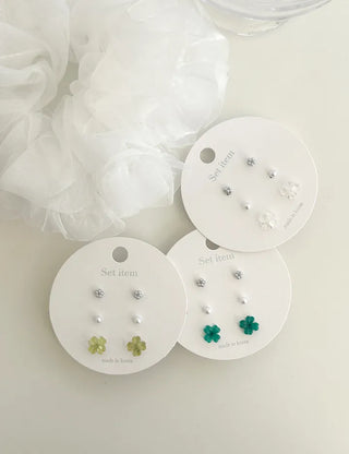 Piece Set Four-Leaf Clover Mini Earrings Pearl Earrings