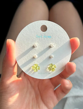 Piece Set Four-Leaf Clover Mini Earrings Pearl Earrings