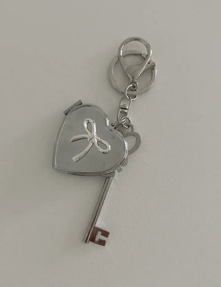Key pendant heart mirror keyring keychain bag charm