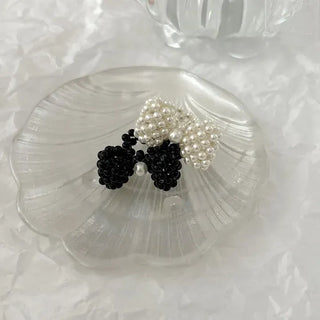 Pearl Large Ribbon Silver Ball Bead Ring