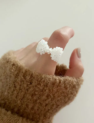 Pearl Large Ribbon Silver Ball Bead Ring